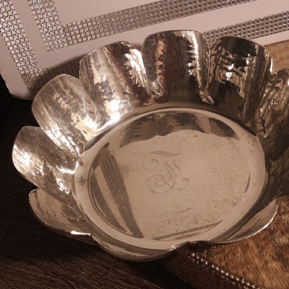 Pewter bowl set of two - Picture 2 of 6